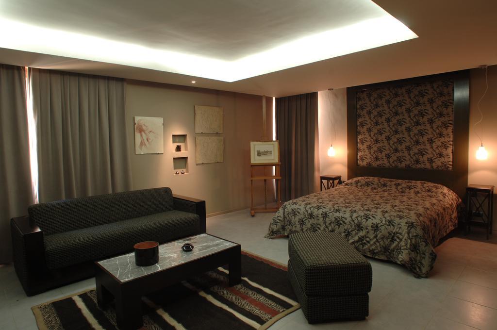 Hotel Des Arts Resort & Spa Casablanca Room photo